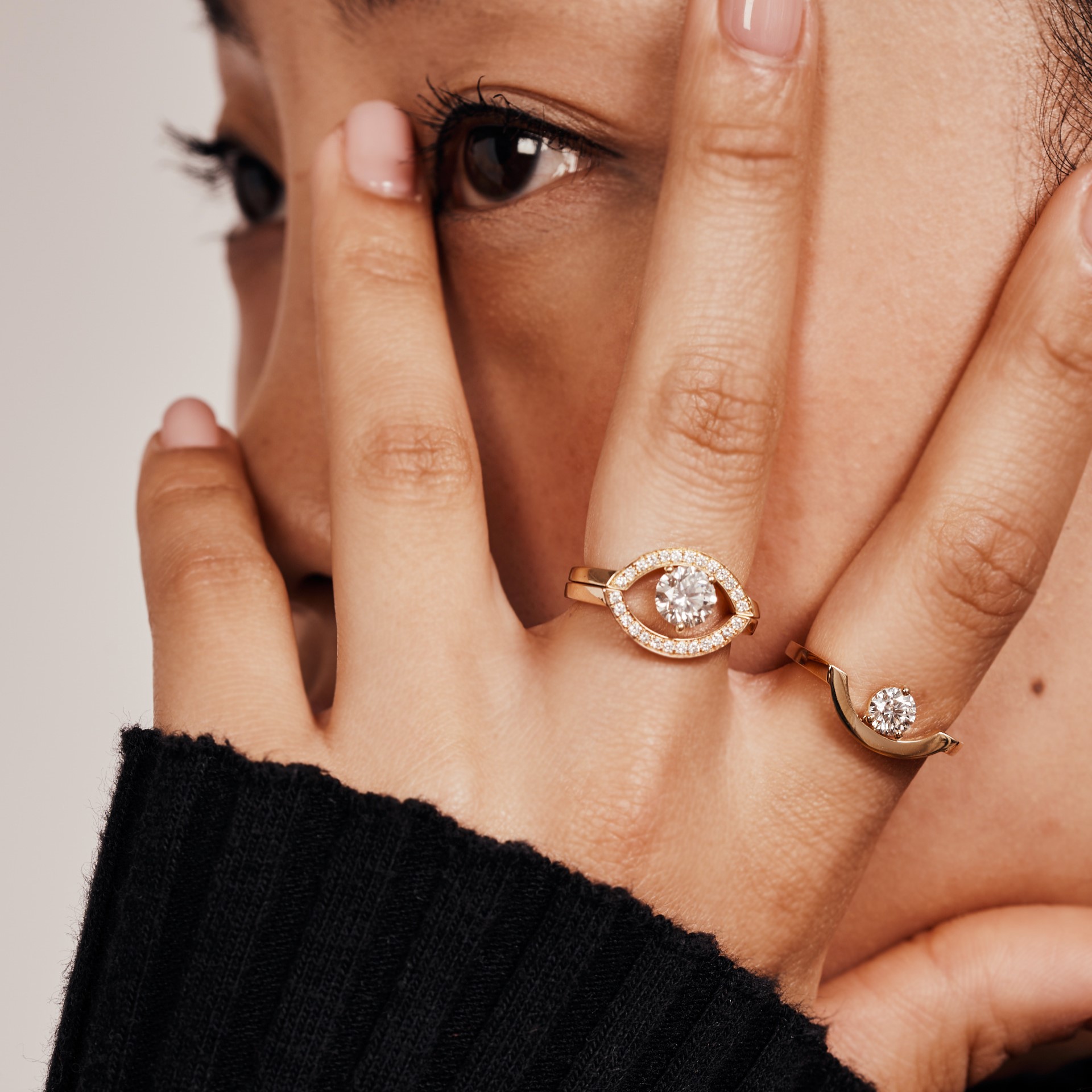 Bague_Intrepide_grand_arc_1ct_pavee_-_Or_jaune_18k_-_diamant_ethique_-_Loyale_Paris_-_1