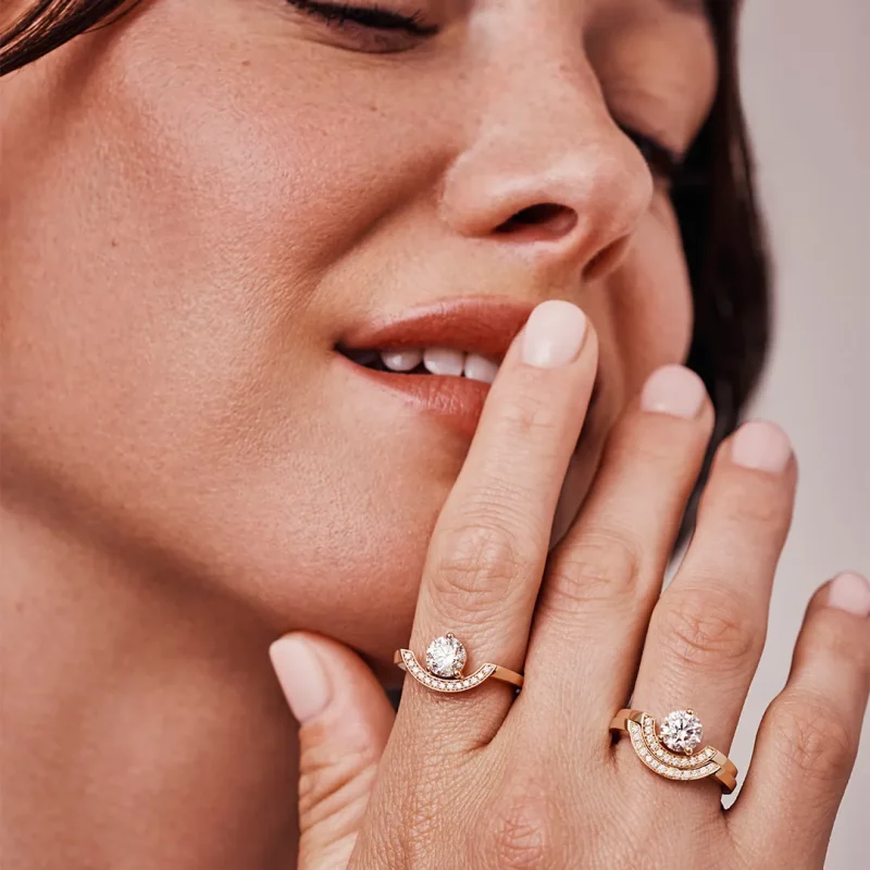 Bague_Intrepide_petit_arc_1-5ct_pavee_-_Or_jaune_18k_-_diamant_ethique_-_Loyale_Paris_-_6