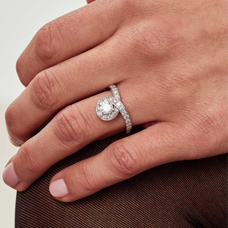 Solitaire_Lien_eternel_0.7ct_pave_-_Or_blanc_18k_-_diamant_ethique_-_Loyale_Paris_-_2